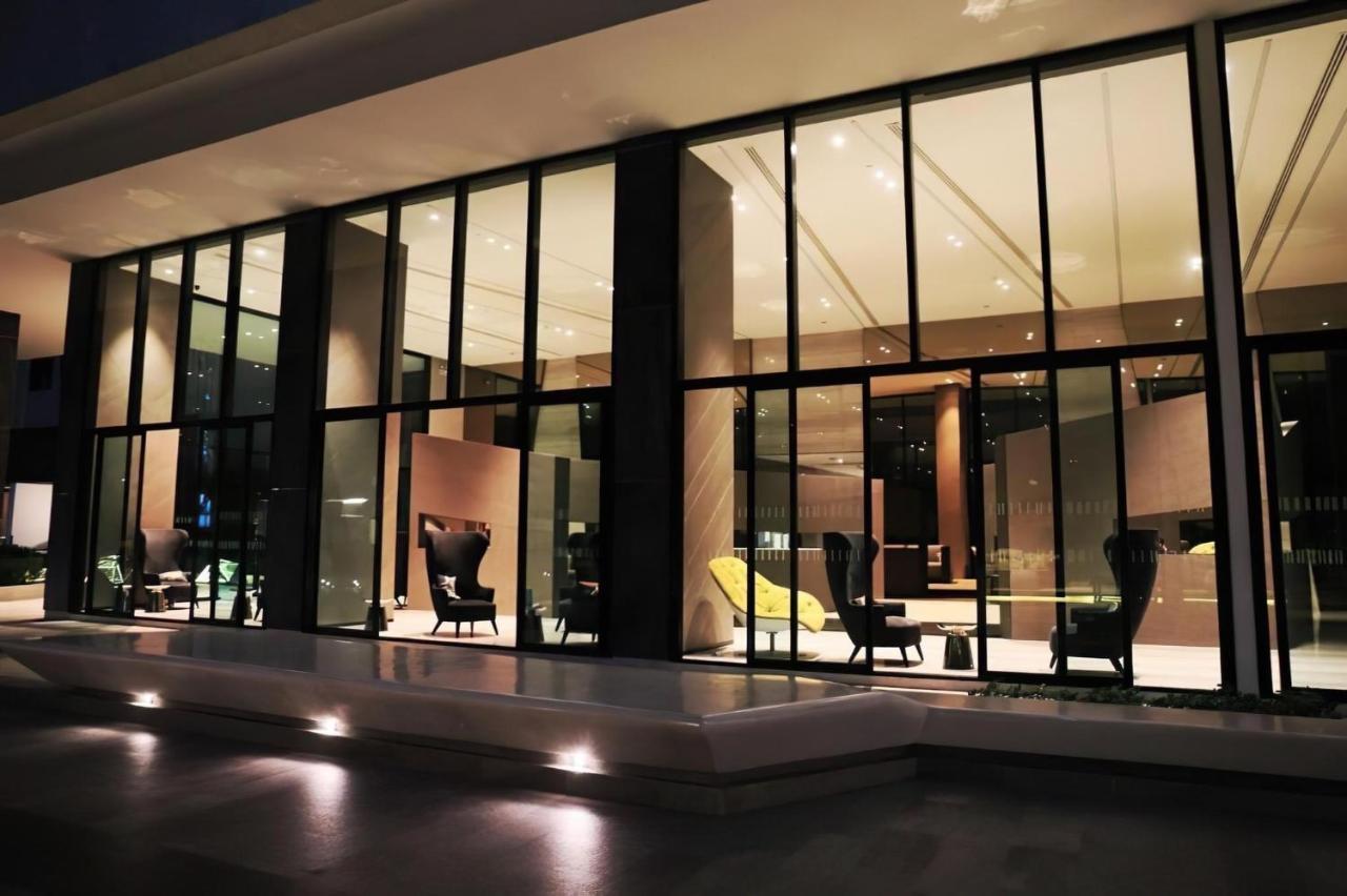 The Base Central Pattaya By Wwc Buitenkant foto