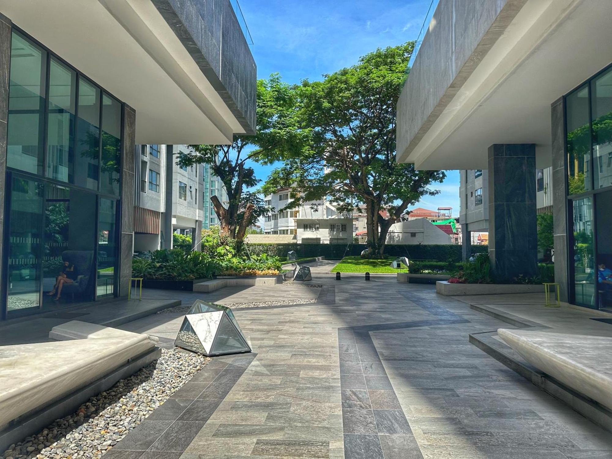 The Base Central Pattaya By Wwc Buitenkant foto
